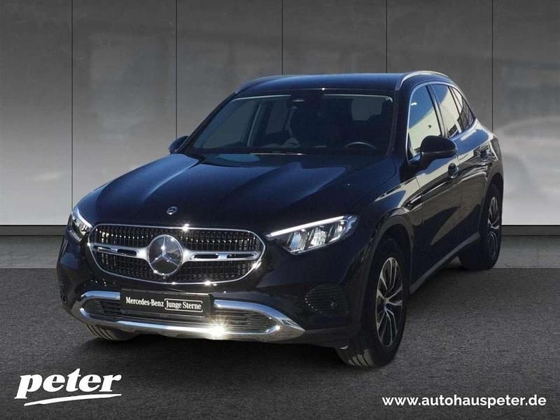 Schwarz Gebraucht 2023 Mercedes GLC220 Avantgarde SUV | 49.999 € (Guter Preis) - Bild 1/4