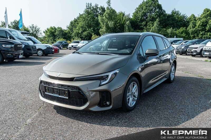 Oxid bronze metallic Gebraucht 2023 Suzuki Swace Comfort+ Kombi | 26.490 € (Fairer Preis) - Bild 1/4