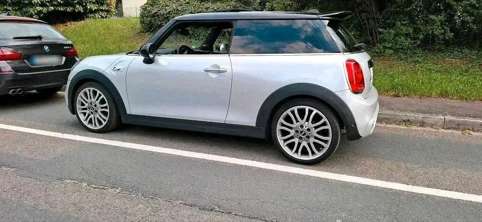 Używany Mini Cooper S 192 KM (141 kW) 2017 Andere farben Hatchback