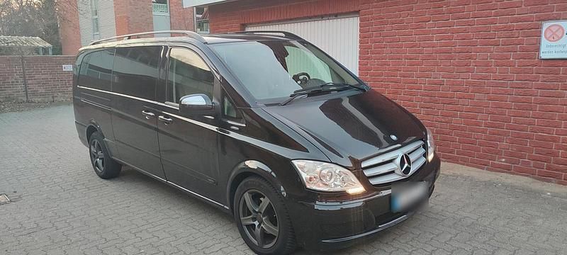 Gebraucht Mercedes Viano 224 PS (164 kW) 2013 Schwarz Van / Kleinbus