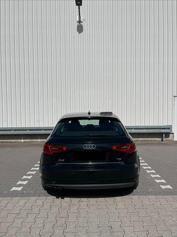 Gebraucht Audi A3 Sportback 150 PS (110 kW) 2014 Schwarz Kleinwagen