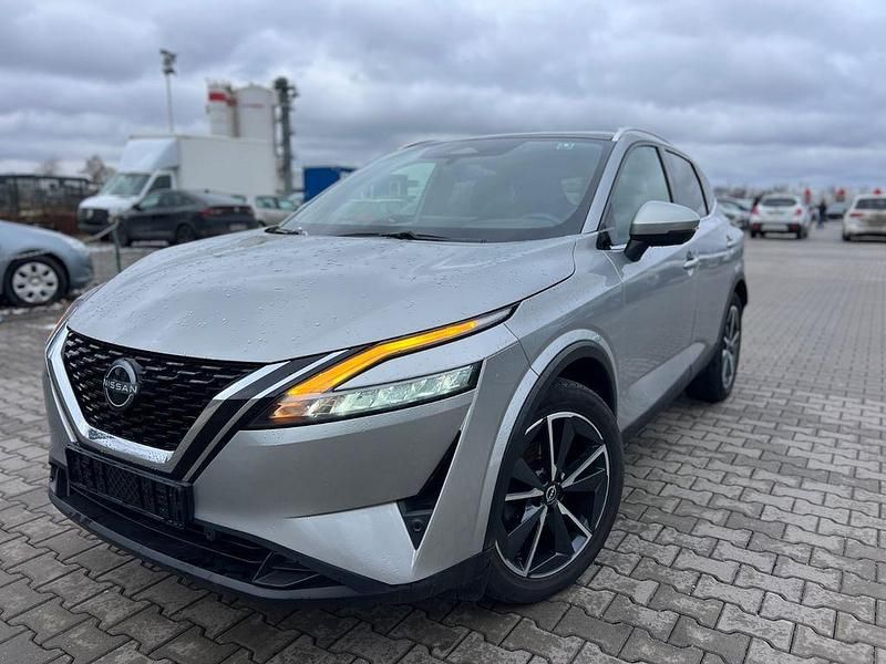Gebraucht Nissan Qashqai Tekna+ 158 PS (116 kW) 2023 Silber SUV