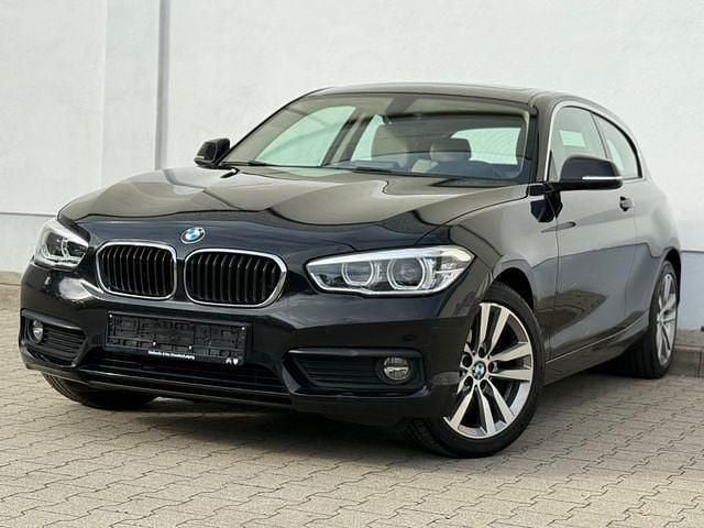 Schwarz Gebraucht 2016 BMW 118 Coupé Advantage Coupé | 10.999 € - Bild 1/4