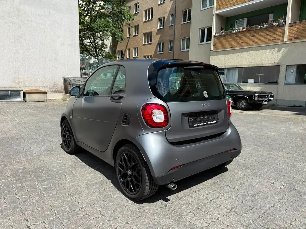 Gebraucht Smart ForTwo Coupé Prime 90 PS (66 kW) 2019 Grau Coupé