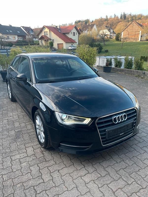 Gebraucht Audi A3 105 PS (77 kW) 2013 Schwarz Kombi