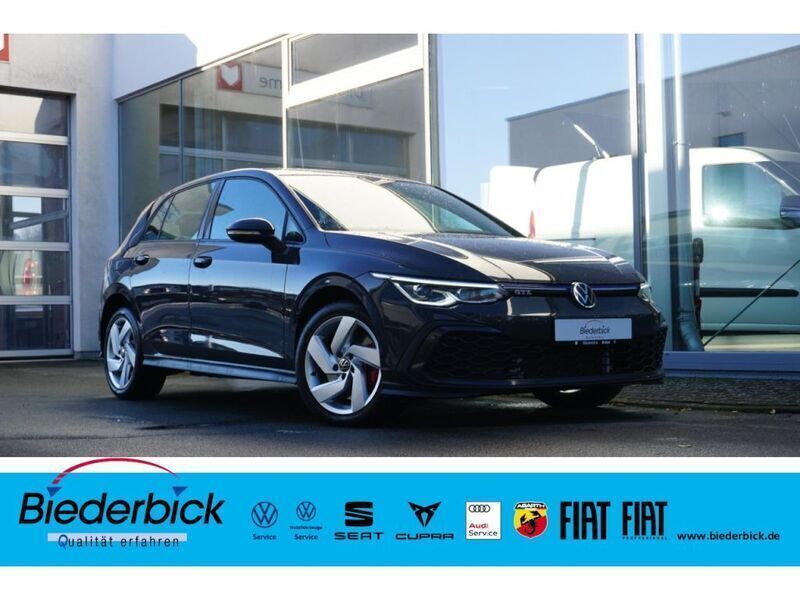 Uranograu Gebraucht 2021 VW Golf VIII Limousine | 23.990 € (Fairer Preis) - Bild 1/4