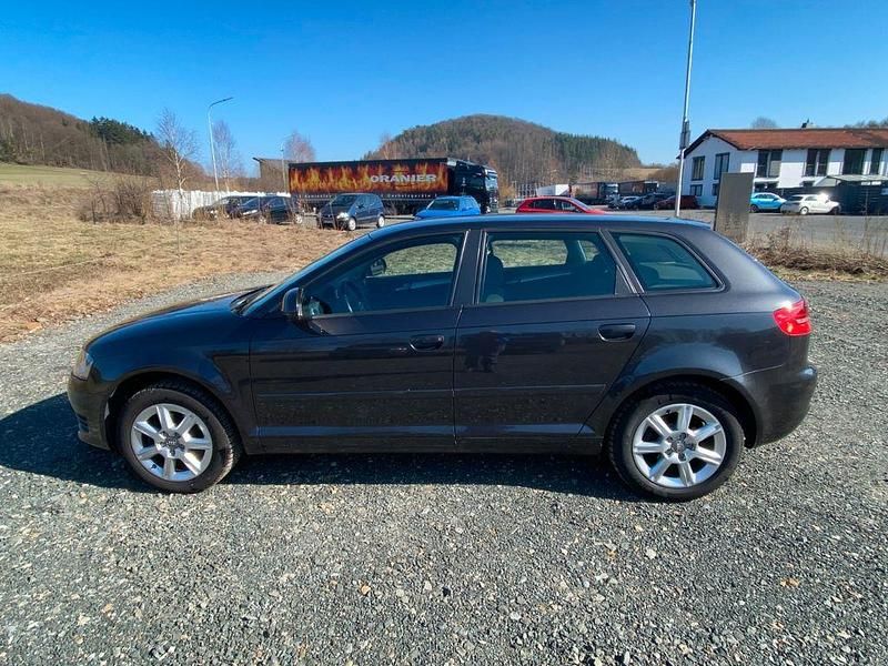 Gebraucht Audi A3 125 PS (91 kW) 2009 Grau Kleinwagen