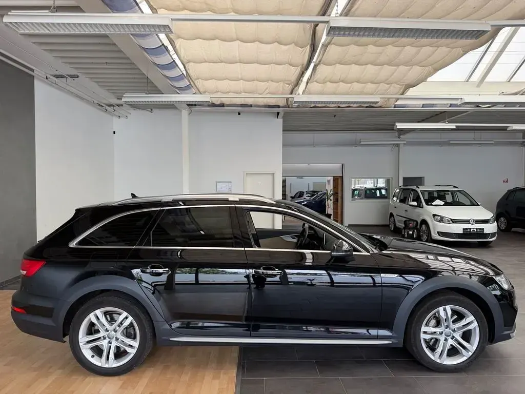 Gebraucht Audi A4 Allroad Basis 272 PS (200 kW) 2017 Schwarz Kombi