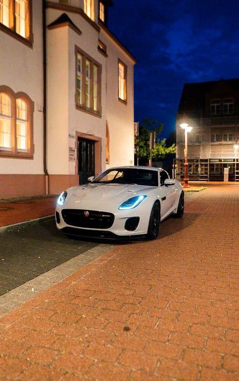 Gebraucht Jaguar F-Type R-Dynamic 381 PS (280 kW) 2020 Grau Coupé