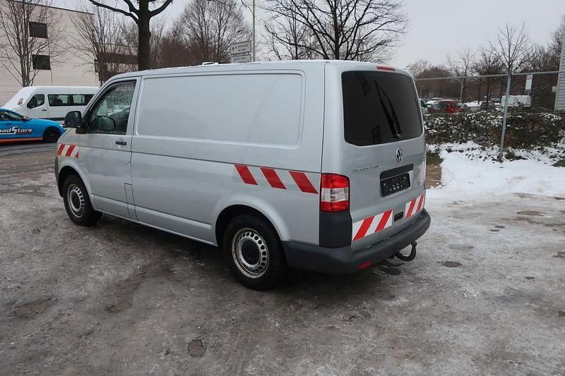 Gebraucht VW T5 140 PS (102 kW) 2010 Silber Van
