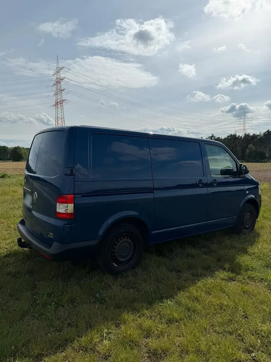 Gebraucht VW Transporter 114 PS (83 kW) 2014 Blau Van