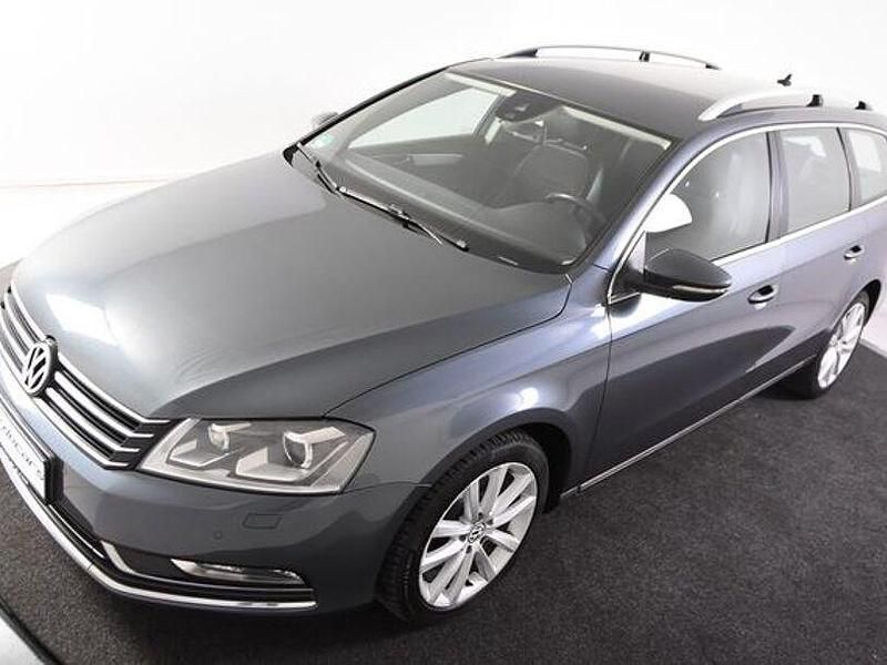 Gebraucht VW Passat Highline 140 PS (102 kW) 2014 Grau Kombi