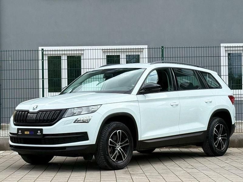 Weiß Gebraucht 2018 Skoda Kodiaq Active SUV | 19.290 € (Guter Preis) - Bild 1/4