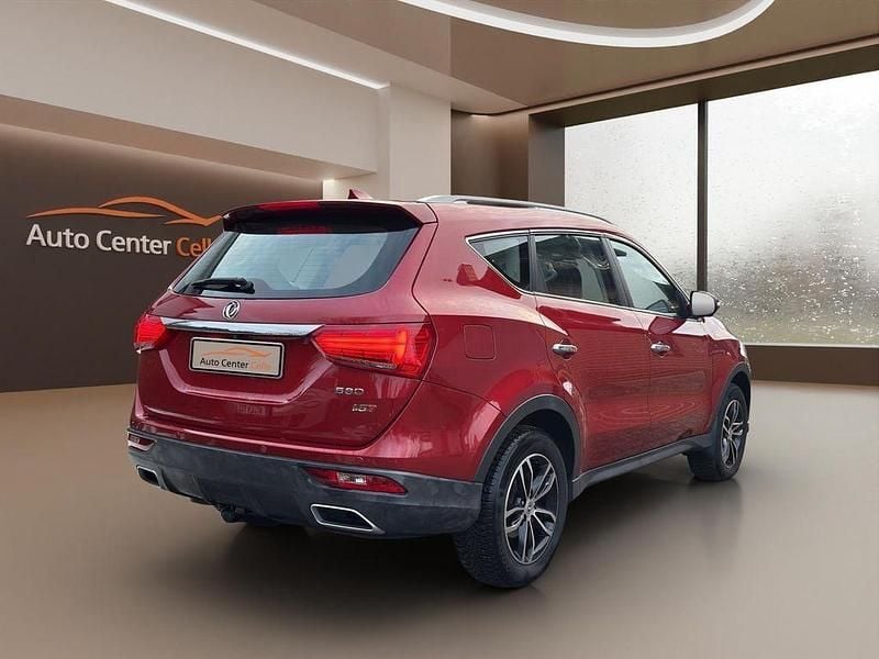 Gebraucht DFSK Fengon 145 PS (106 kW) 2021 Rot SUV