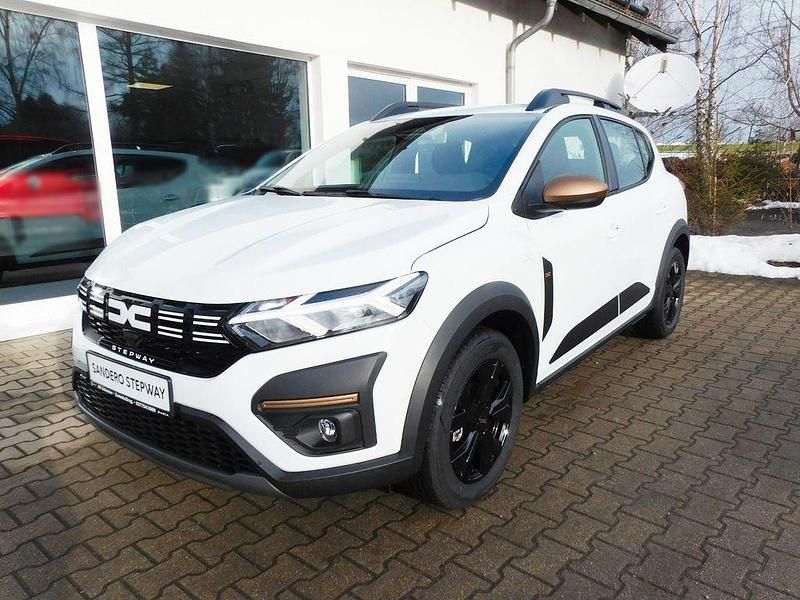 Weiß Neu 2026 Dacia Sandero Extreme Limousine | 20.600 € - Bild 1/4