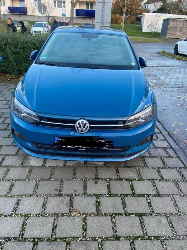Blau Gebraucht 2019 VW Polo Kleinwagen | 15.000 € (Fairer Preis) - Bild 1/4