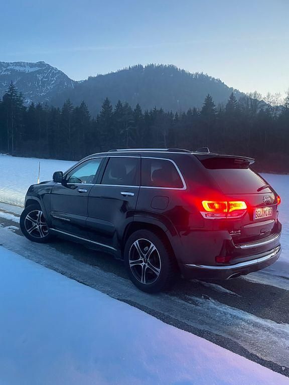 Gebraucht Jeep Grand Cherokee Summit 250 PS (183 kW) 2016 Schwarz SUV