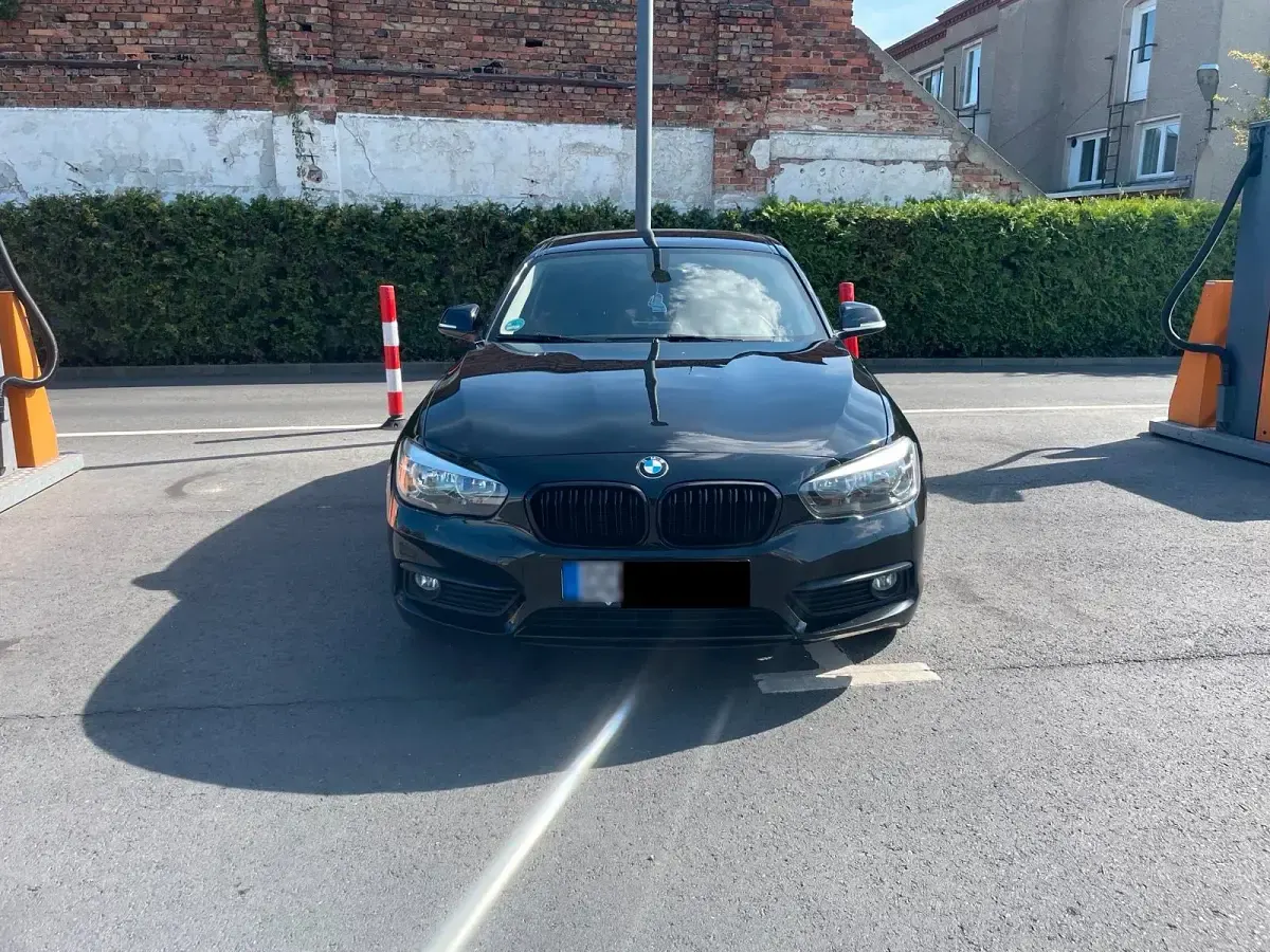 Gebraucht BMW 116 116 PS (85 kW) 2017 Schwarz Kleinwagen