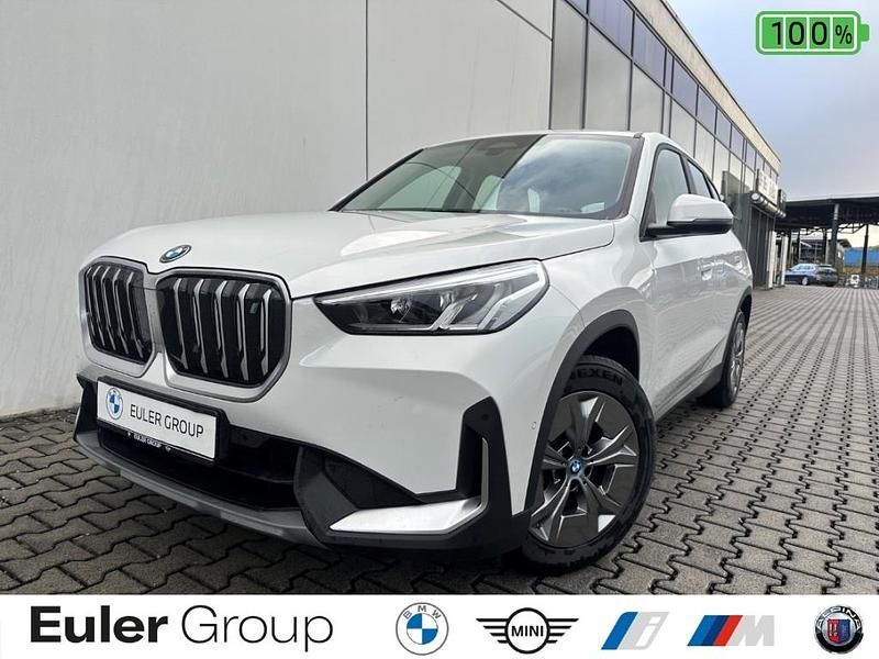 Gebraucht BMW iX1 Performance 200 kW (272 PS) 2023 Weiss SUV