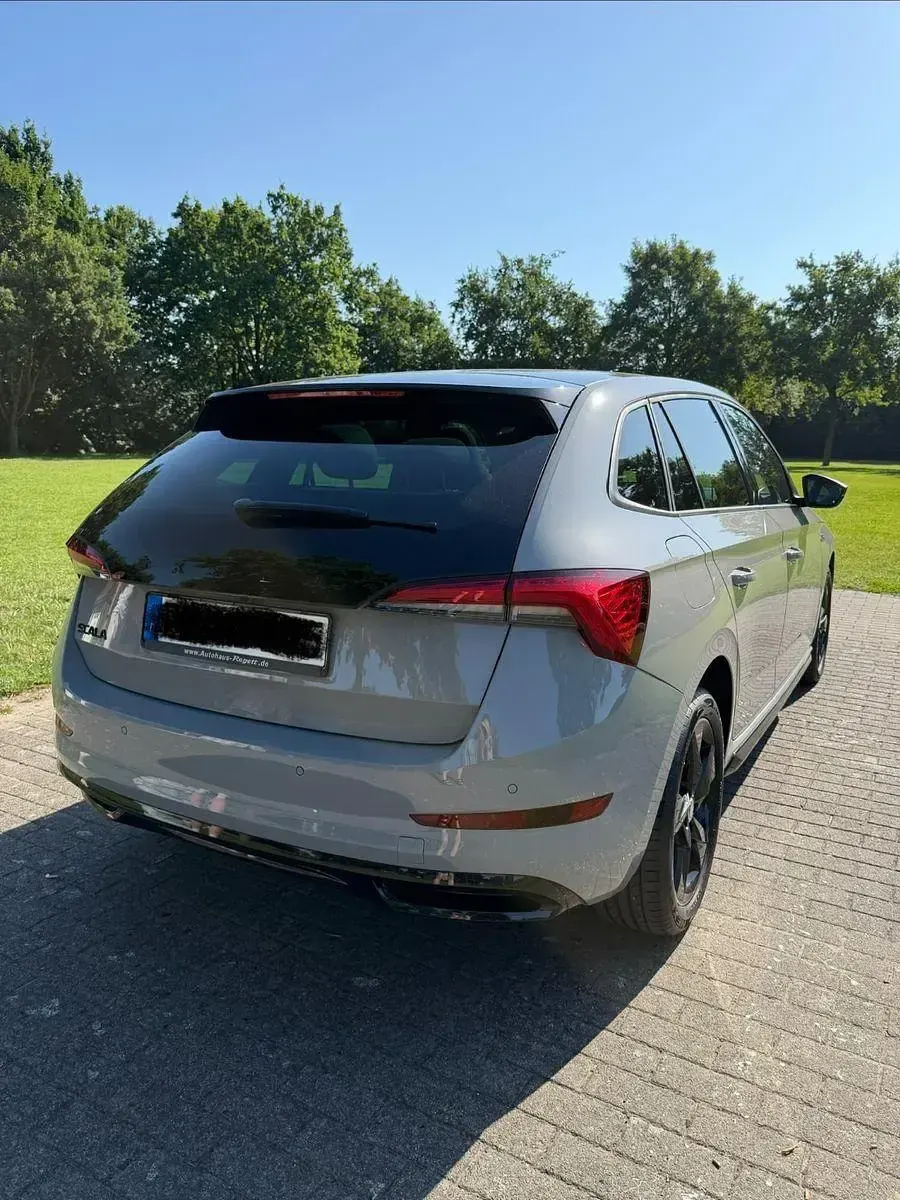 Gebraucht Skoda Scala Monte Carlo 150 PS (110 kW) 2022 Grau Kleinwagen