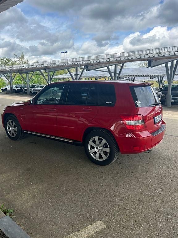 Gebraucht Mercedes GLK200 143 PS (105 kW) 2011 Rot SUV