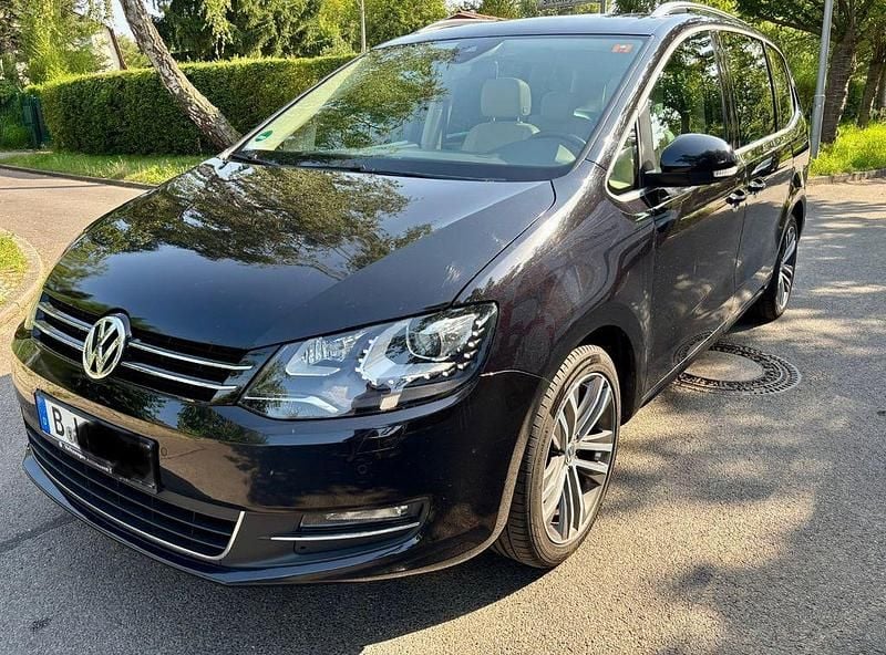 Schwarz Gebraucht 2013 VW Sharan Highline Van / Kleinbus | 16.800 € (Fairer Preis) - Bild 1/4