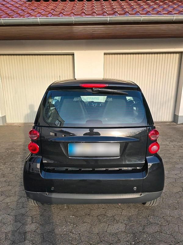 Gebraucht Smart ForTwo Coupé 61 PS (44 kW) 2011 Schwarz Coupé