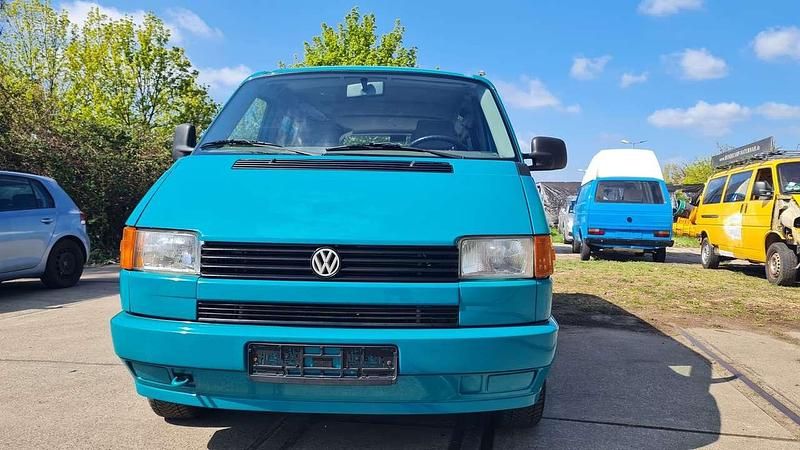 Usata VW Multivan 110 CV (80 kW) 1995 Verde Monovolume