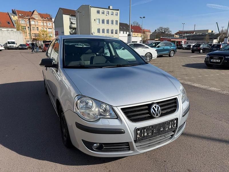 Gebraucht VW Polo 64 PS (47 kW) 2007 Silber Kleinwagen