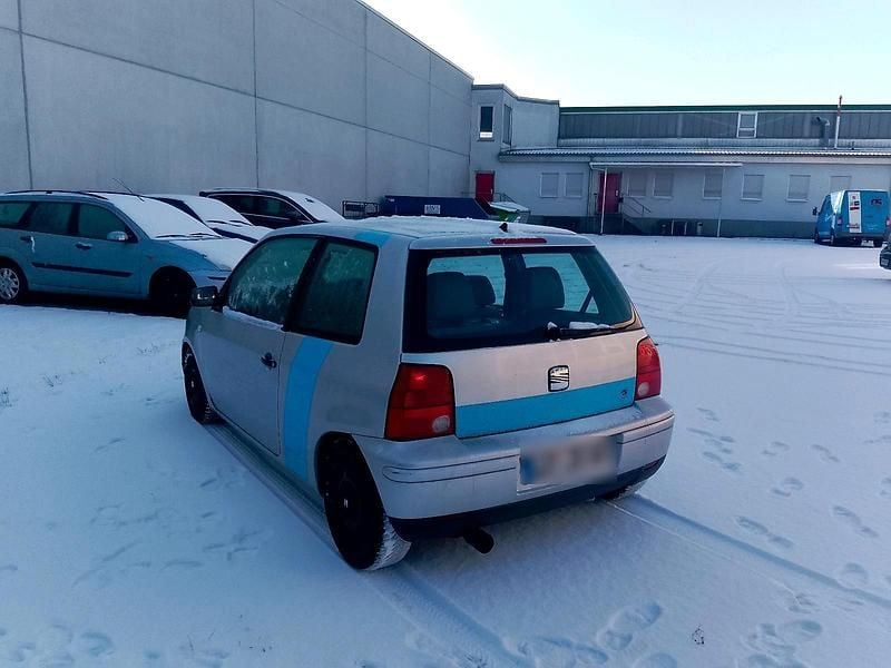 Silber Gebraucht 2002 Seat Arosa Kleinwagen | 1.200 € (Fairer Preis) - Bild 1/4