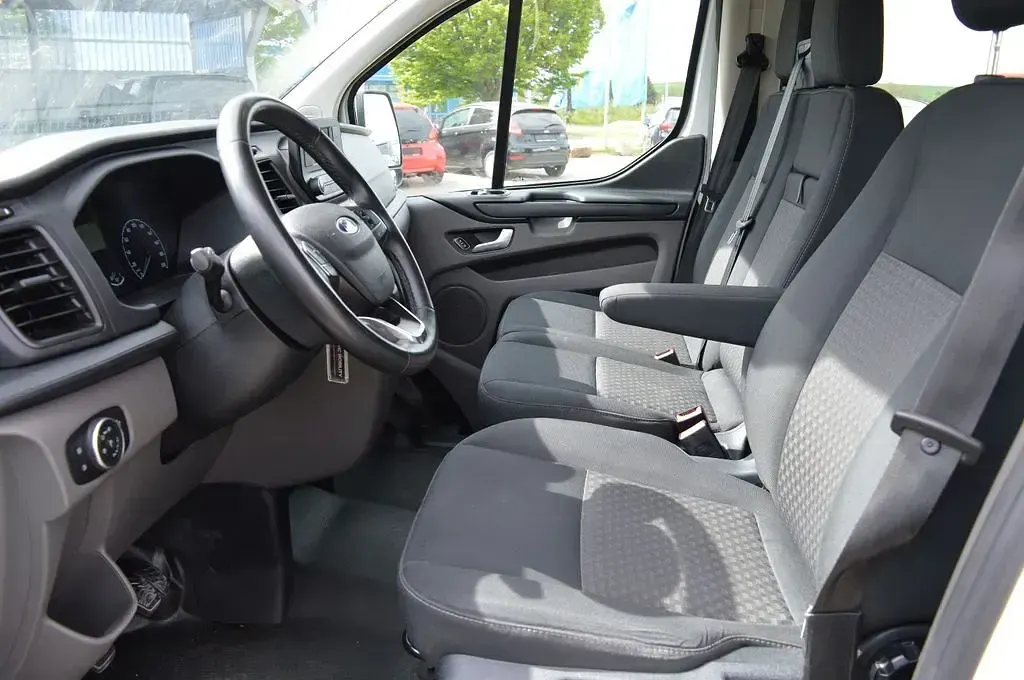 Gebraucht Ford Transit Custom 131 PS (96 kW) 2023 Frostweiß Kombi