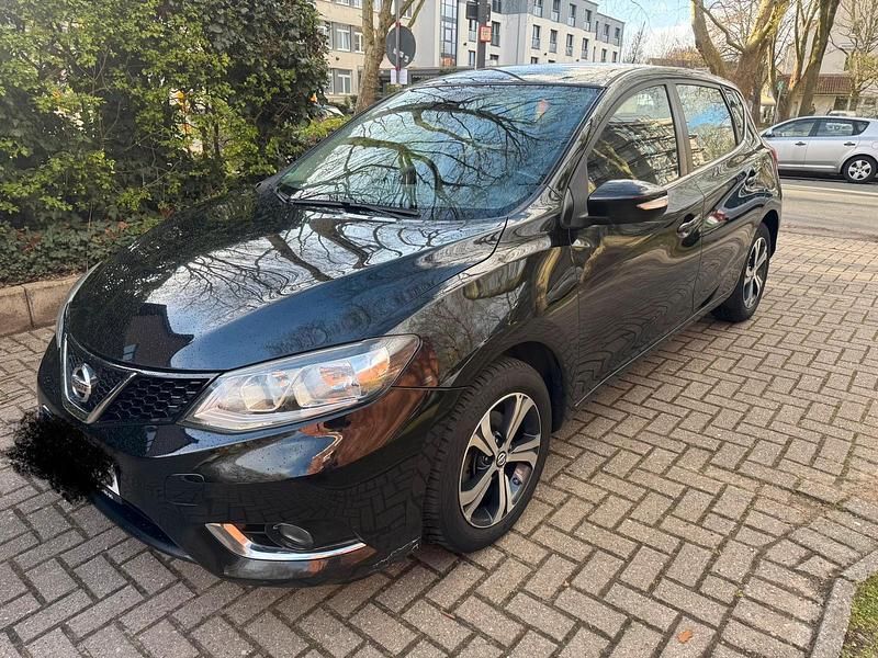 Gebraucht Nissan Pulsar 116 PS (85 kW) 2015 Schwarz Kleinwagen