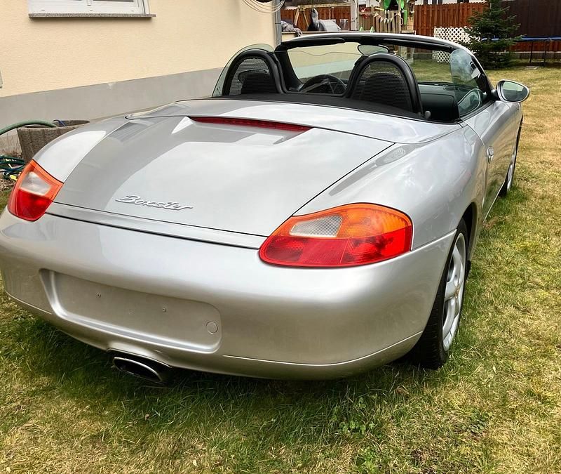 Gebraucht Porsche Boxster 204 PS (150 kW) 1999 Silber Cabrio