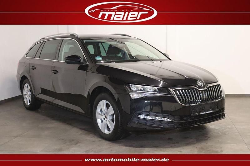 Schwarzmagic perleffekt Gebraucht 2022 Skoda Superb Ambition Kombi | 17.800 € (Superpreis) - Bild 1/4