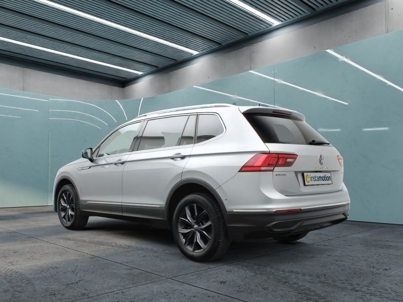Gebraucht VW Tiguan S 150 PS (110 kW) 2024 Silber SUV