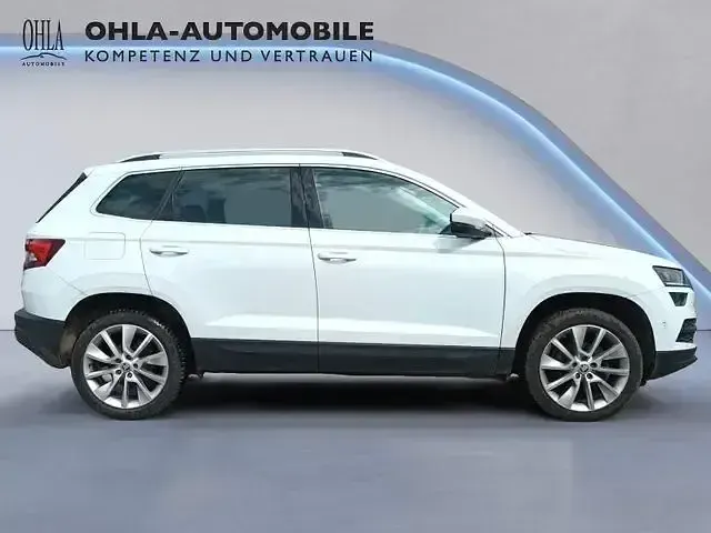 Gebraucht Skoda Karoq Ambiente 150 PS (110 kW) 2020 Moonweiss metallic SUV