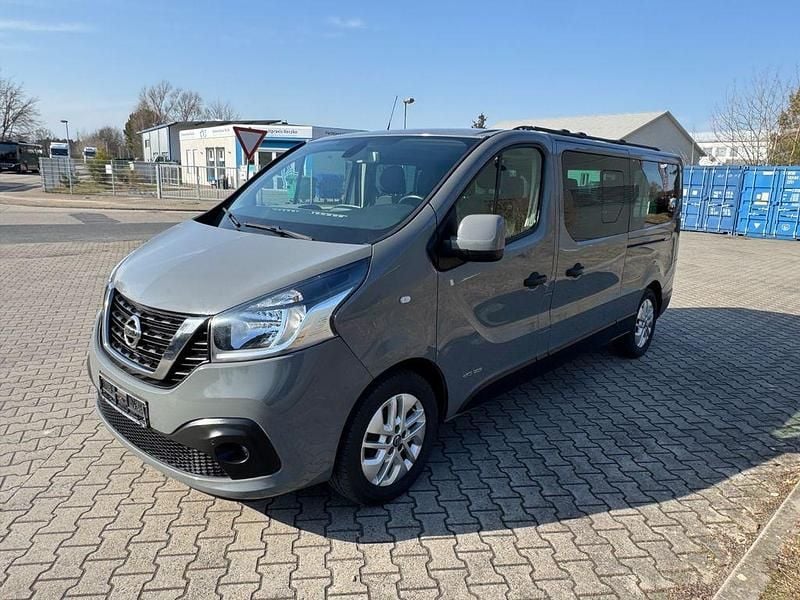Gebraucht Nissan NV300 Premium Edition 125 PS (91 kW) 2017 Grau Van