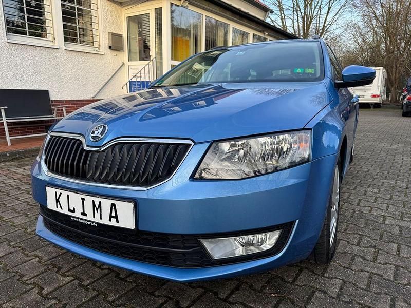 Gebraucht Skoda Octavia Ambition 110 PS (80 kW) 2016 Blau Kombi