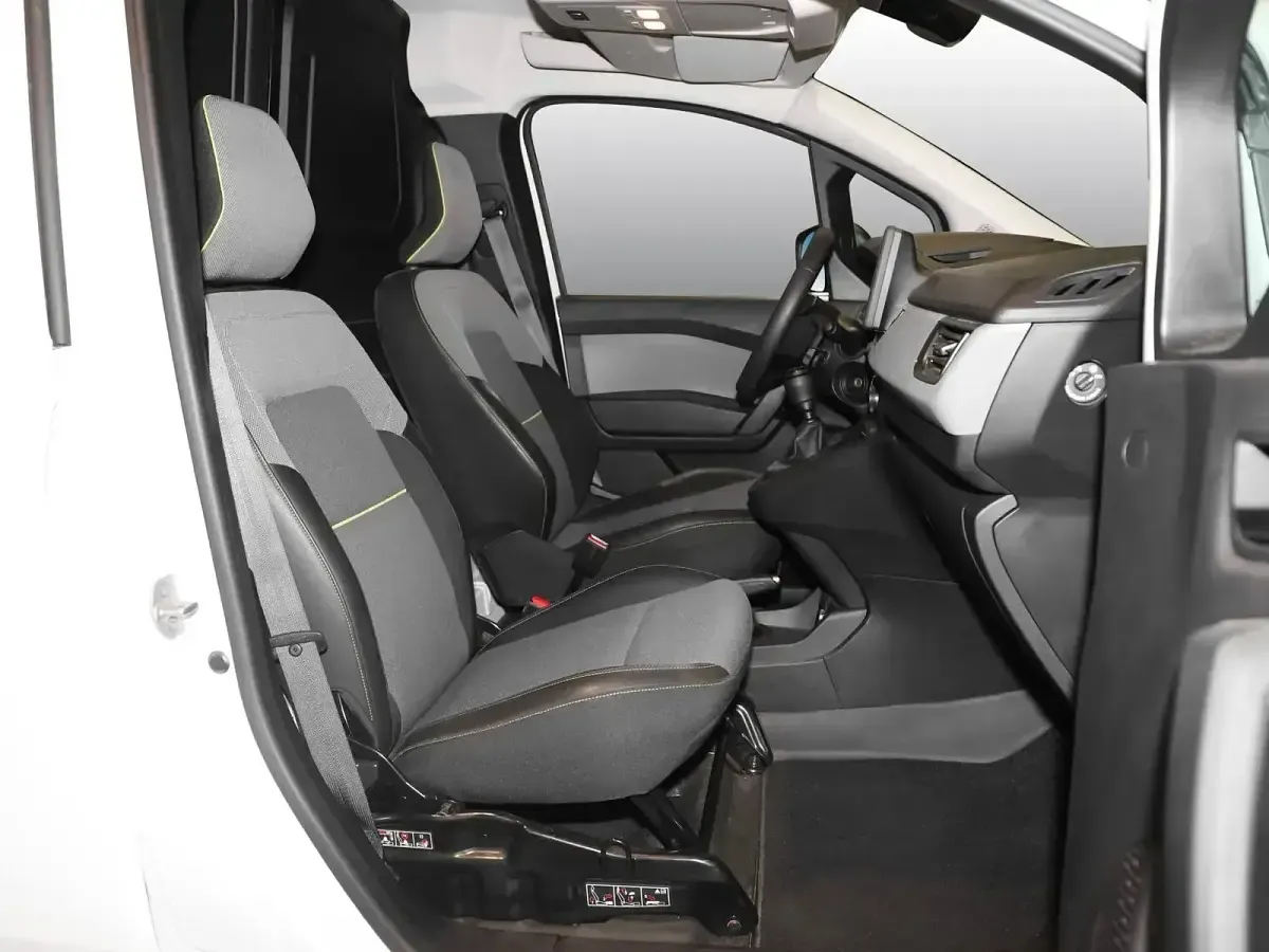 Gebraucht Renault Kangoo Rapid Advance 102 PS (75 kW) 2023 Weiß Van / Kleinbus