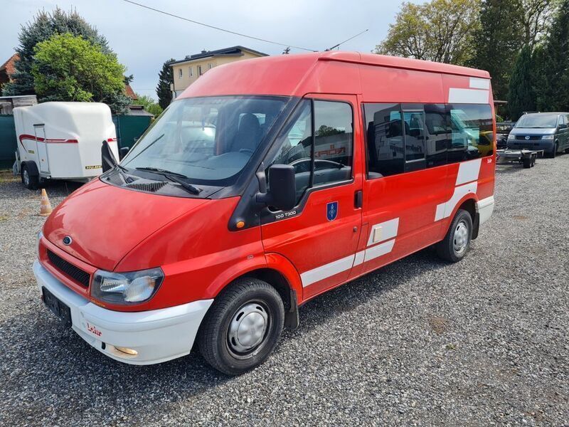 Rot Gebraucht 2002 Ford Transit Van / Kleinbus | 4.000 € (Fairer Preis) - Bild 1/4