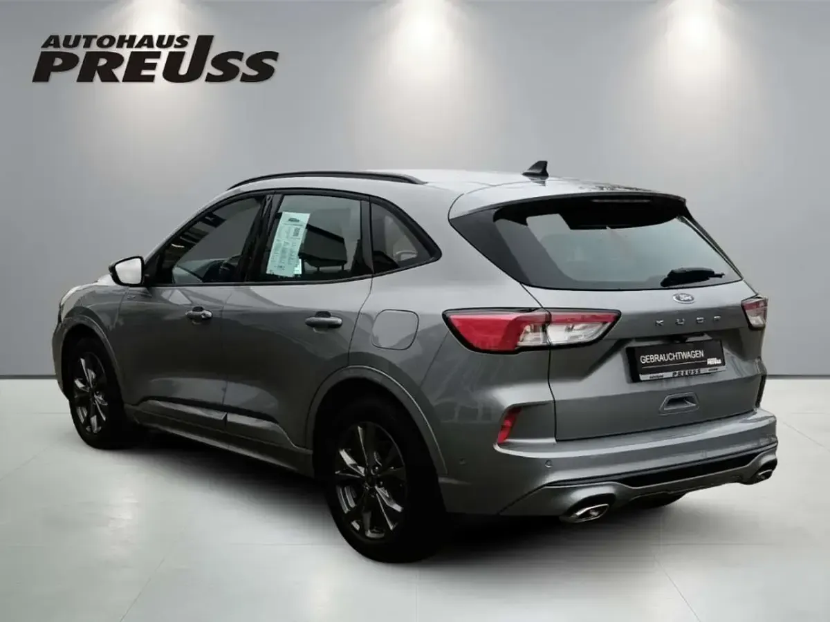Gebraucht Ford Kuga ST-Line 120 PS (88 kW) 2023 Solarsilber SUV