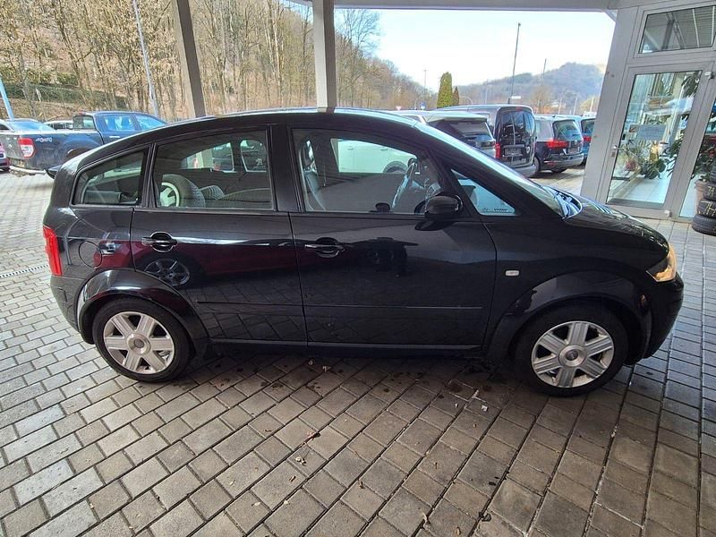 Gebraucht Audi A2 Ambiente 75 PS (55 kW) 2005 Schwarz Kleinwagen