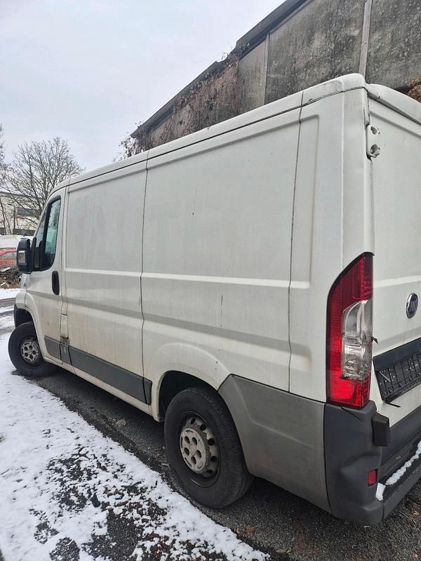 Gebraucht Fiat Ducato 115 PS (84 kW) 2012 Weiß Van