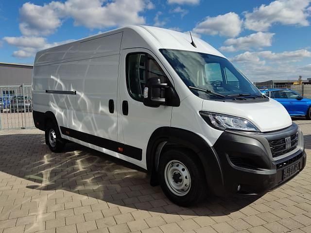 Gebraucht Fiat Ducato 140 PS (102 kW) 2023 Weiß Van