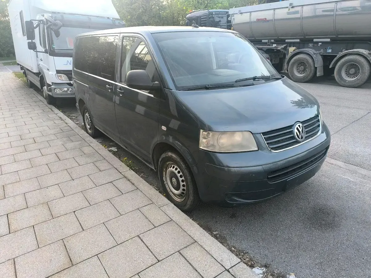 Usata VW T5 131 CV (96 kW) 2004 Grigio Furgone