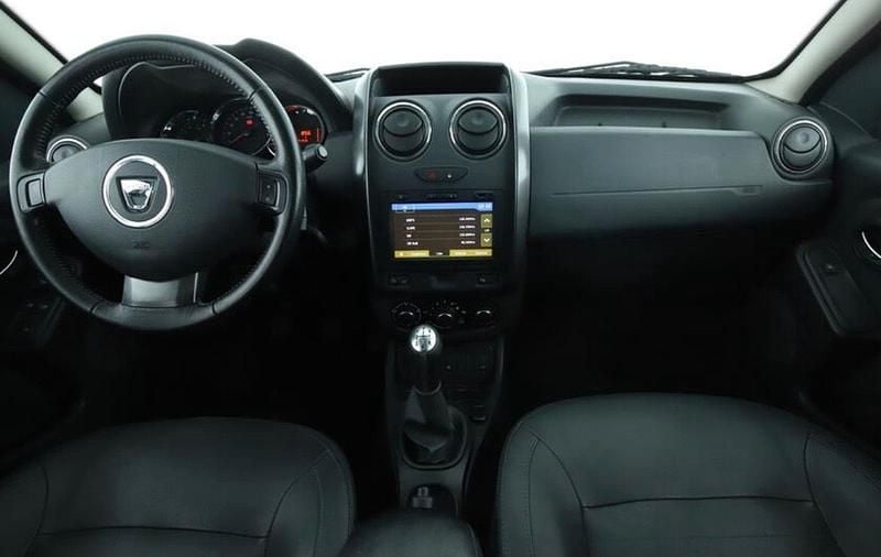 Gebraucht Dacia Duster 109 PS (80 kW) 2015 Grau SUV