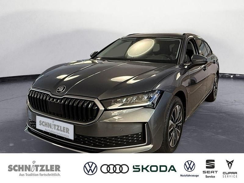 Grau Neu 2025 Skoda Superb Selection Kombi | 34.480 € (Superpreis) - Bild 1/4