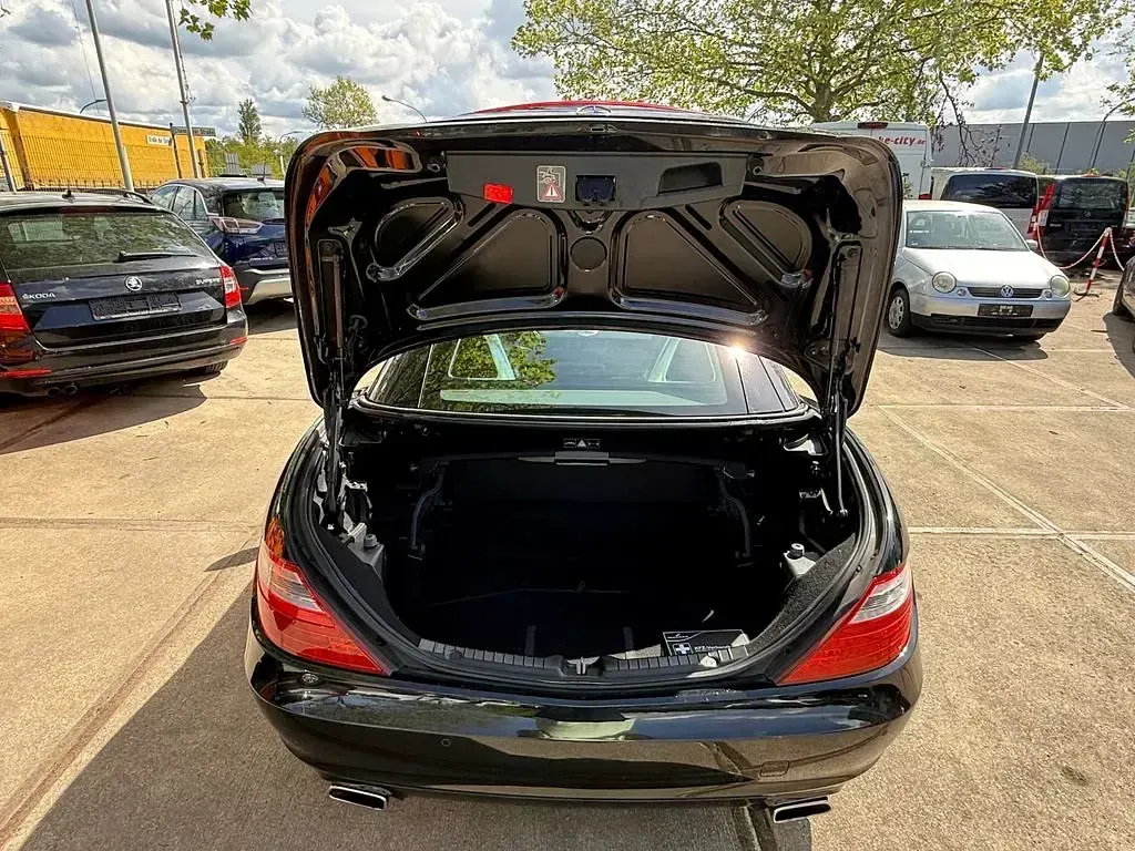 Usata Mercedes SLK200 184 CV (135 kW) 2012 Nero Cabrio