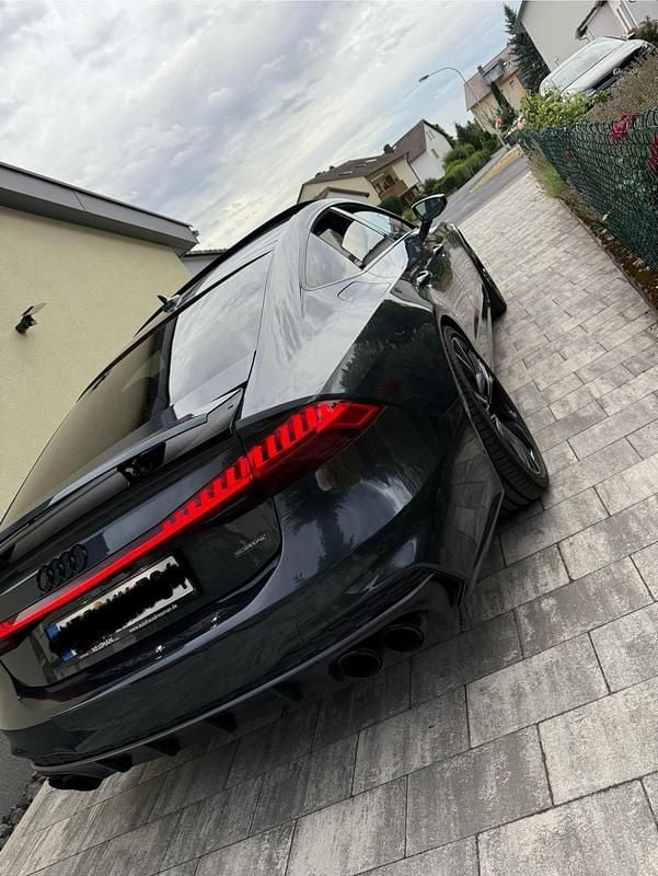 Grau Gebraucht 2018 Audi A7 Kleinwagen | 38.950 € - Bild 1/4
