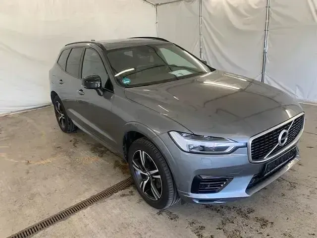 Gebraucht Volvo XC60 R-Design 392 PS (288 kW) 2020 Osmium grey / metallic SUV